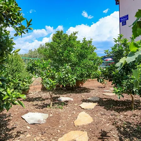 דירה With Parking Space Zecevo Rtic, - 25680