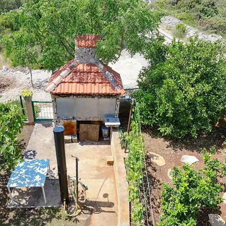 With Parking Space Zecevo Rtic, - 25680 דירה *